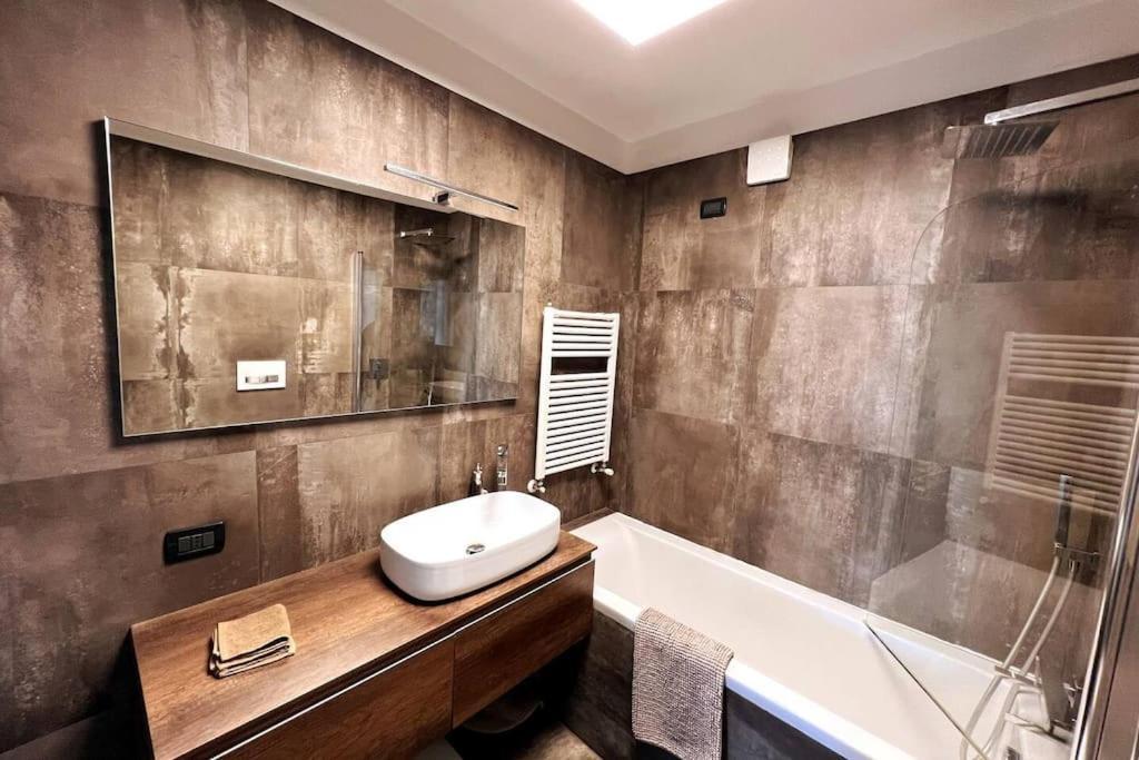 Apartment Skyline Penthouse With Jacuzzi *