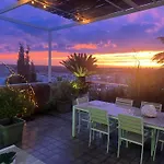 Skyline Penthouse With Jacuzzi